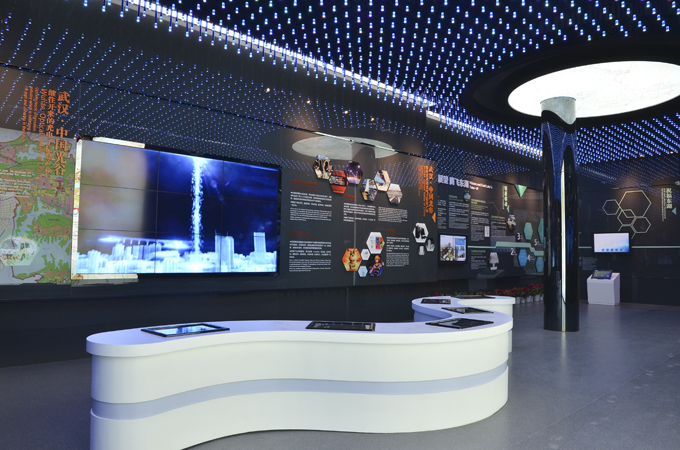 13武汉东湖国家自主创新示范区展区.jpg