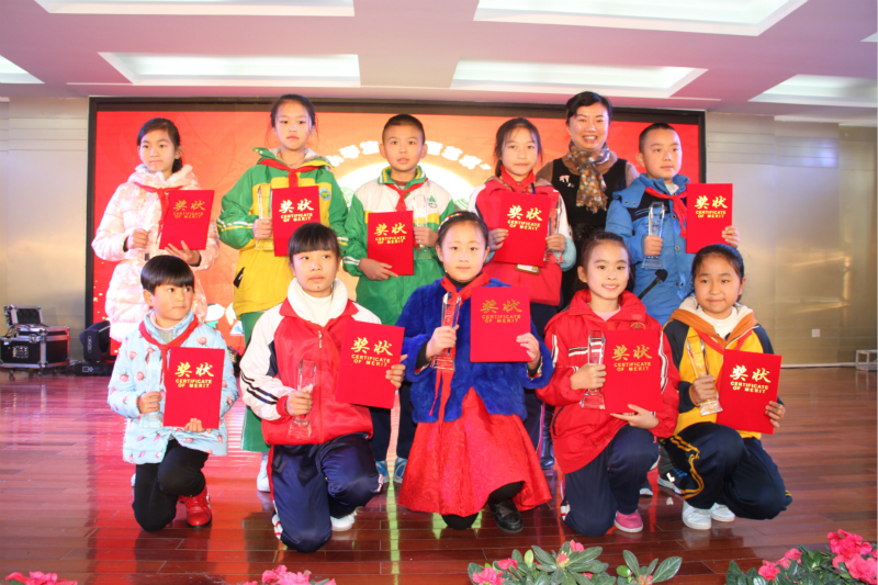 第三届小学生“乐童艺术”绘画.jpg 第三届小学生“乐童艺术”绘画.jpg