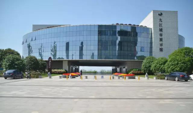 01.jpg