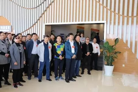 市政协委员参观保山城市规划展览馆.jpg