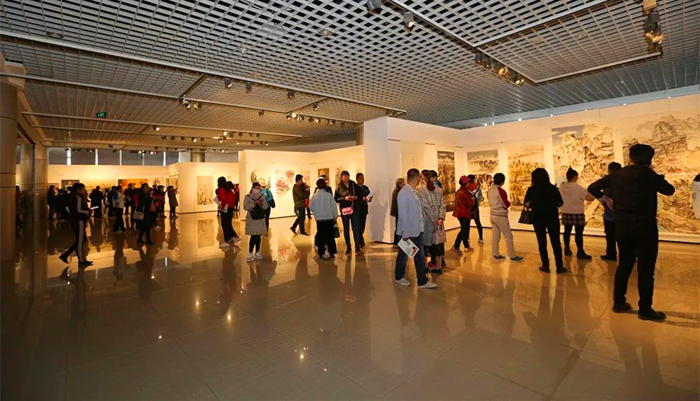 “关山万里 一带一路”嘉峪关 秦皇岛书画联展在嘉峪关城市博物馆开展.jpg